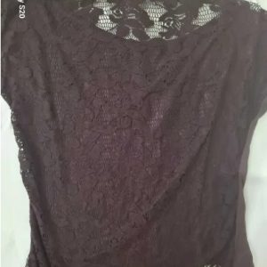 Women's blouse with short sleeves
