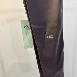 Alo Yoga Wedge