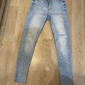 Ladies jeans