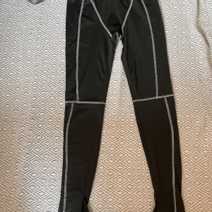 Women's leggings with edging in black
