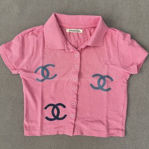 Pink chanel short t-shirt with collar and buttons chanel polo collar