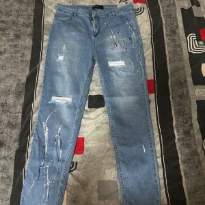 Women's jeans indistinguishable from new 48 yr