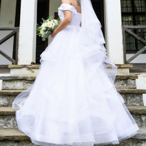 Wedding dress with veil