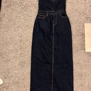 Long bustier denim dress Missguided