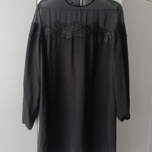 dress with lace decoration Reserved rr 42