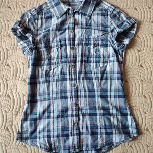 Women's shirt brand H&M