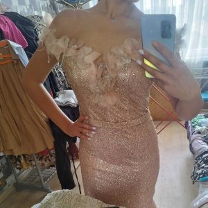 Formal/ball gown size M