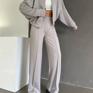 Two-piece sports set