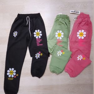 Women's bottom with pockets