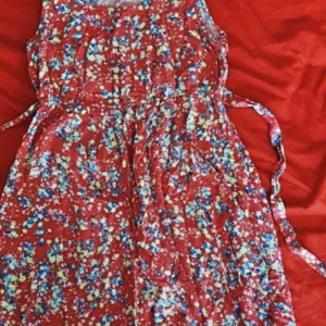 Red floral maternity dress