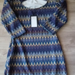 Women's dress with 3/4 sleeves