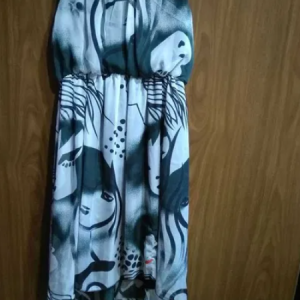 I am selling a formal dress