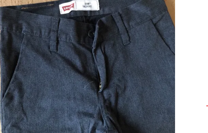 Levis women's pants