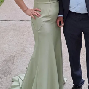 Green long dress
