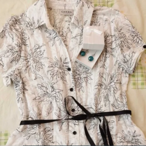 Blouse and shirts, XS, S, M + gift new accessories to them