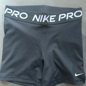 Klin Nike pro, size M