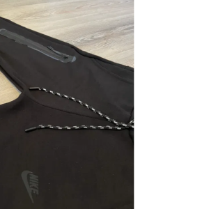 Nike tech fleece xs