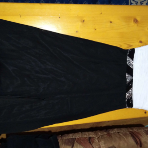 Many reserved dresses at symbolic prices!