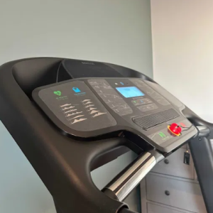 Domyos T540C E-connected treadmill like new, WARRANTY