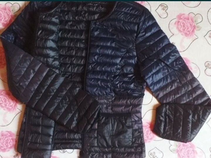 Women's sports jacket - windbreaker type