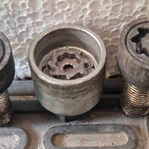 Security screws (anti-theft pins) Audi, VW, Seat, Skoda