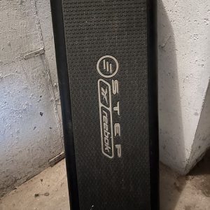 Reebok Stepper (no damage)