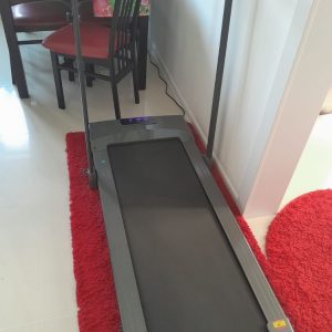 Right treadmill new with remote control 7 steps