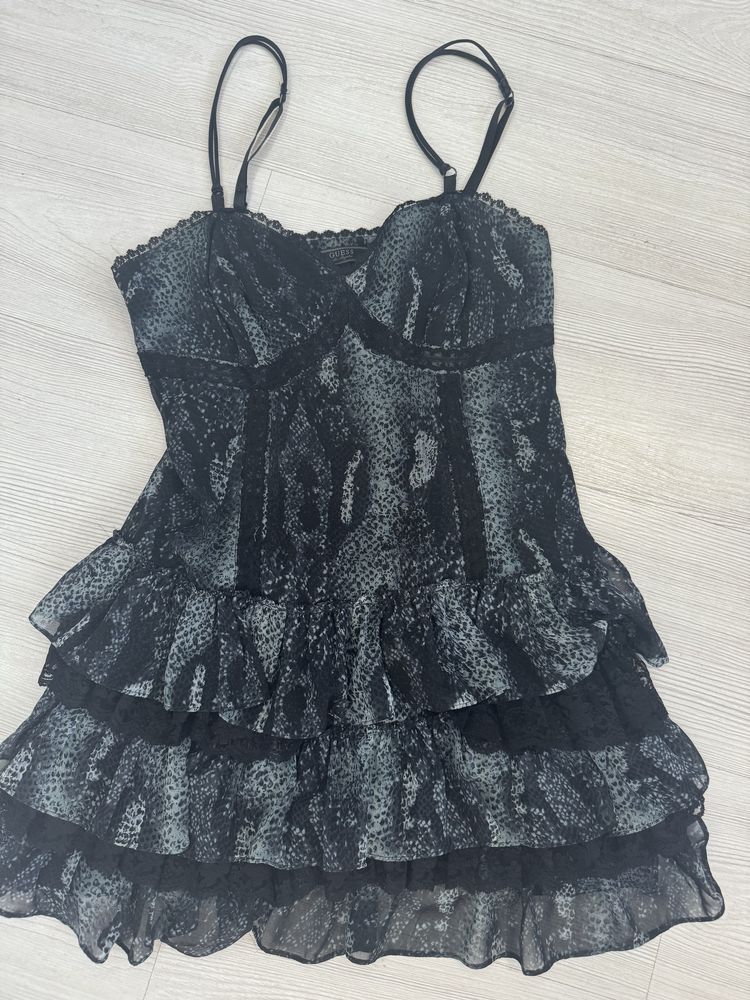 Guess Dress Size