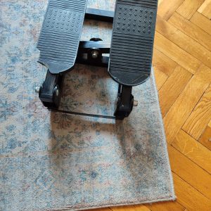 Exercise device