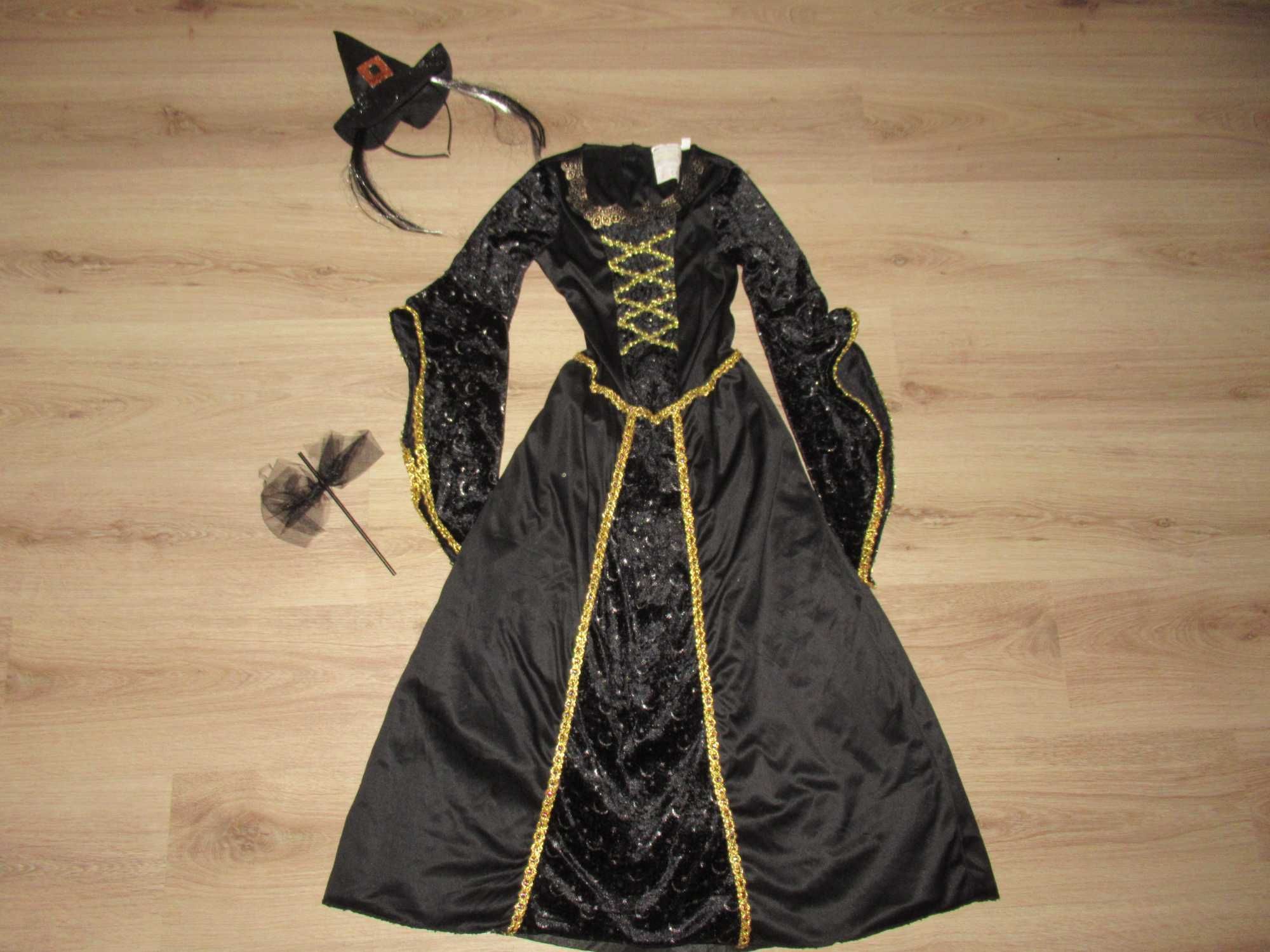 HALLOWEEN--VERY BEAUTIFUL Three piece dress--134/140 size