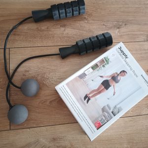 Skipping rope without string