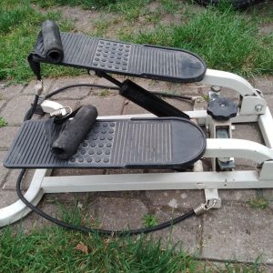 Stepper with ropes