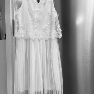 Formal children's white dress for an occasion - 9-10 years