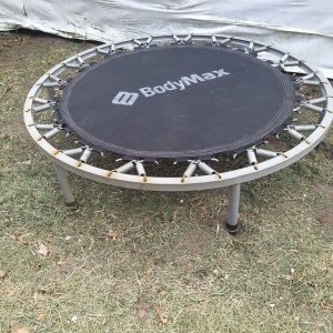 Body max trampoline for fitness exercises