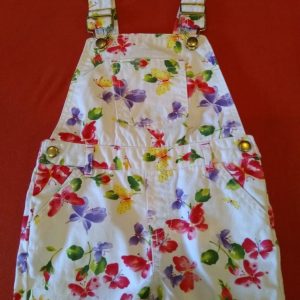 Short children's overalls, 3 years.