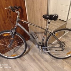 Giant Cypress Trekking Bike Size M